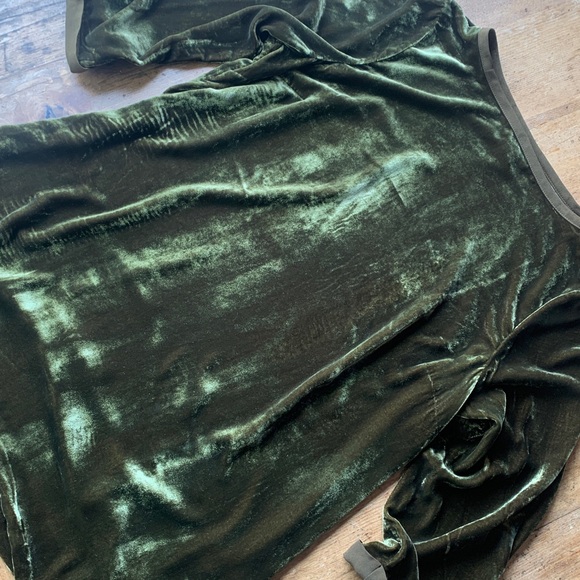 J. Jill Olive Green Crushed Velvet Top - Picture 8 of 16